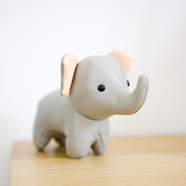 ガラガラ ラトル 赤ちゃん 出産祝い Tiny ガラガララトル おもちゃ ベビートイ ぬいぐるみ ギフト プレゼント 正規品 孫 男の子 新生児 話題の行列 女の子