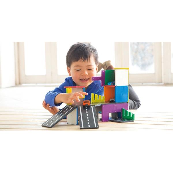 ピープル 知育玩具 ピタゴラスWORLDへんしんロードガレージ ピープル 知育玩具 ピタゴラスWORLDへんしんロードガレージ