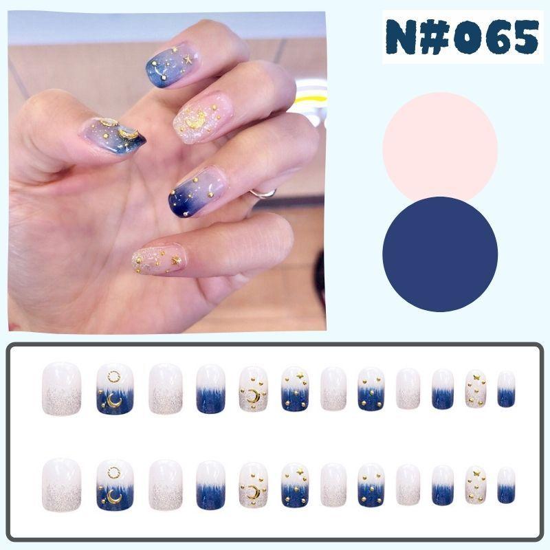 24枚入り ネイルチップ 爪チップ 貼るネイル 成人式 つけ爪 女子 ピンク ブルー バイカラー クリア ラメ グリッター キラキラ ムーン 月 Na065 南国sun 通販 Yahoo ショッピング