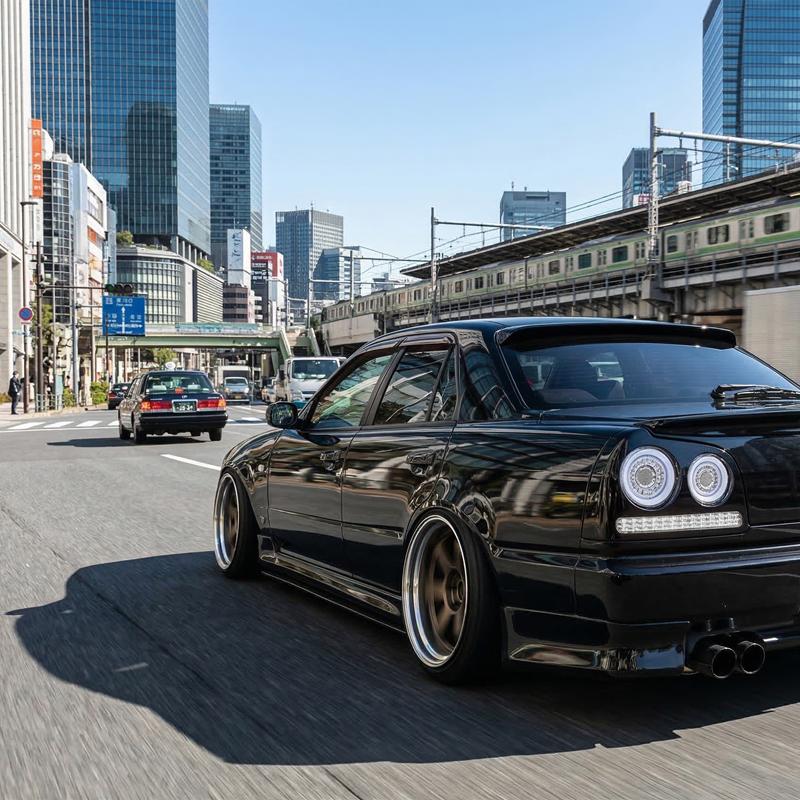 R34 34 スカイラインセダン 4D 4ドア ENR34 ER34 HR34 LED