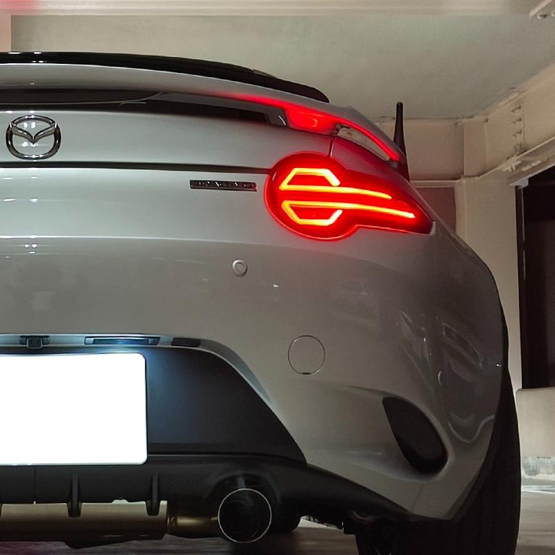 ND ロードスター RF ファイバー LED テールランプ レッドクリアー