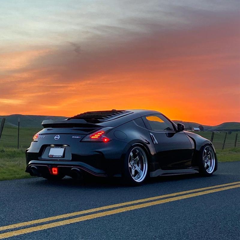 Z34 370Z フェアレディZ 流れるウインカー LED テールランプ ブラック