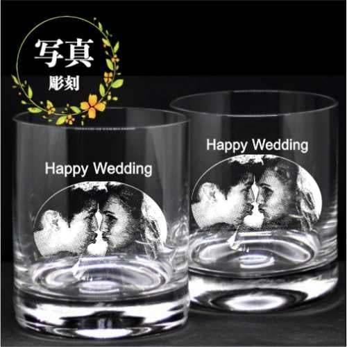 名入れ ペア クリスタル グラス ロックグラス 記念品 ギフト プレゼント お祝い 結婚 結婚記念日 両親へ 敬老の日 化粧箱付き ２個セット イラスト 写真 彫刻