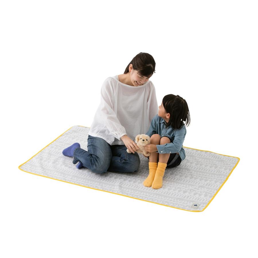 ロゴス ミッキーマウス 安心防水レジャーシート 子供が舐めても安心！玩具安全基準適合素材使用 地面の湿気、水を通さない防水生地 収納バッグ付き | LOGOS | 04