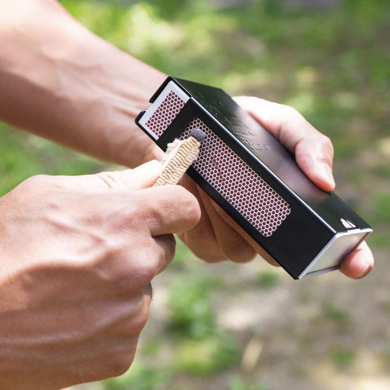 FIRELIGHTERS SLEEVE CASE matte black ファイヤーライターズスリーブケース+ファイヤーライター1箱付き アウトドア専門店限定カラー |  | 04