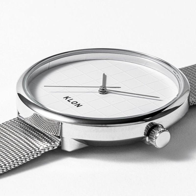 KLON/クローン GRID TIME -SILVER MESH- 38mm 規則正しいグリッド（方眼）を配したシンプルなデザイン グリッド線を凹凸のみで表現 |  | 04