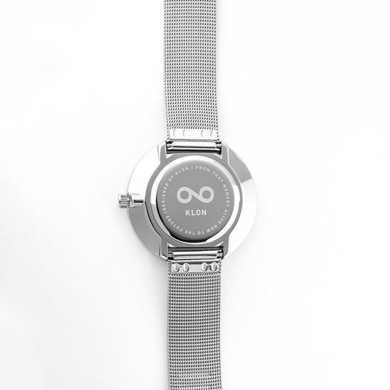 KLON/クローン GRID TIME -SILVER MESH- 38mm 規則正しいグリッド（方眼）を配したシンプルなデザイン グリッド線を凹凸のみで表現 |  | 07