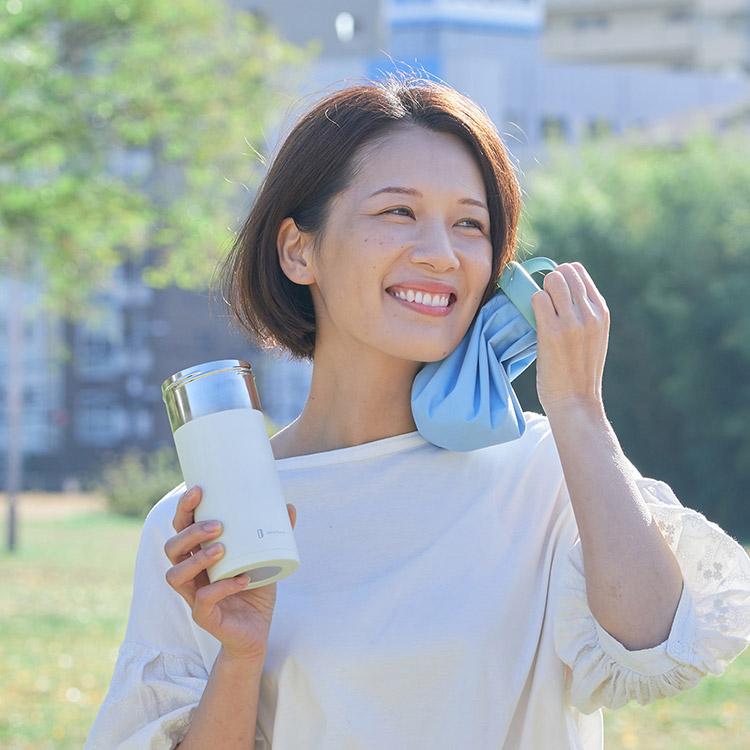 氷のう付ペットボトルホルダー 氷のう・ペットボトルの冷たさをキープ 2WAYホルダー 氷のうを真空ステンレスボトルにセットして保冷状態で携帯できる冷感 |  | 01