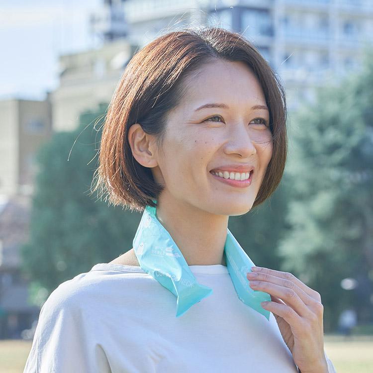 叩いて首に巻けばキンキンに冷えてリフレッシュ 瞬間冷却剤ネックタイプ 灼熱の屋外での暑さ対策に叩くだけで瞬間冷できる首に掛けられる珍しいロングタイプ |  | 03