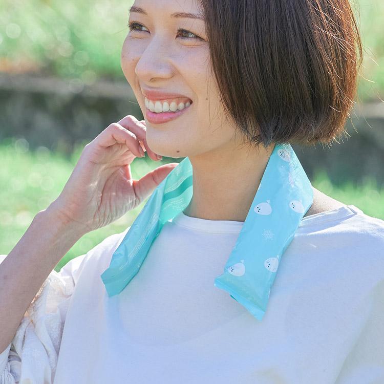 叩いて首に巻けばキンキンに冷えてリフレッシュ 瞬間冷却剤ネックタイプ 灼熱の屋外での暑さ対策に叩くだけで瞬間冷できる首に掛けられる珍しいロングタイプ |  | 04