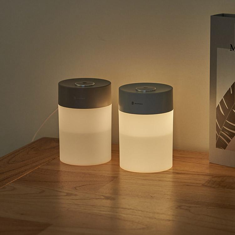 USB給電式加湿器 LEDライト付 シンプルなデザインとほのかに灯るLEDの