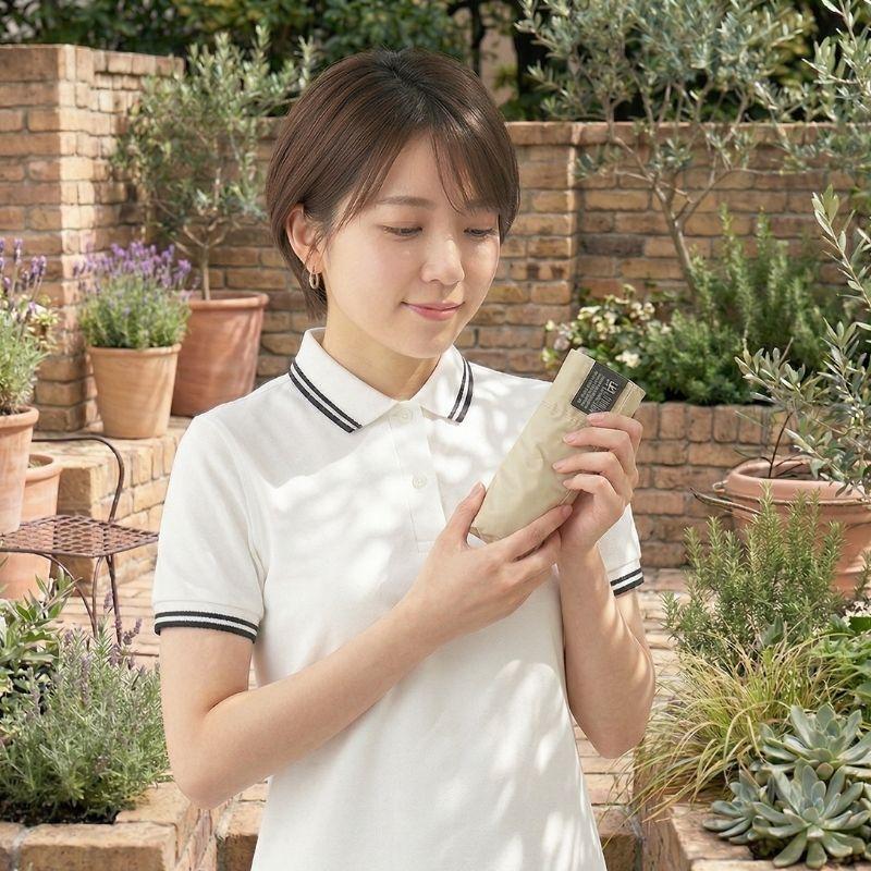 マジで軽い傘 マジカルテックプロテクション 5flat 晴雨兼用傘折りたたみ日傘 一級遮光100% UV 軽量 コンパクト持ち運びに便利 超軽量124g〜 UVカット100% |  | 04