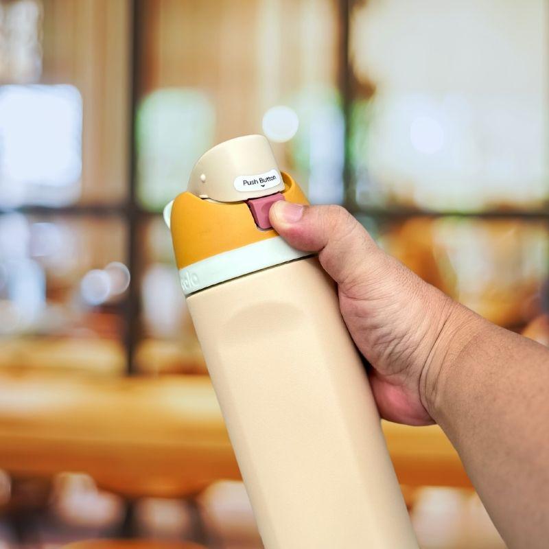 owala オワラ FreeSip 710ml フリーシップ 24oz 3重ステンレス構造の保冷ボトル ストローと直飲みの特許取得の2WAY仕様 おしゃれボトル ストロー内蔵 |  | 07