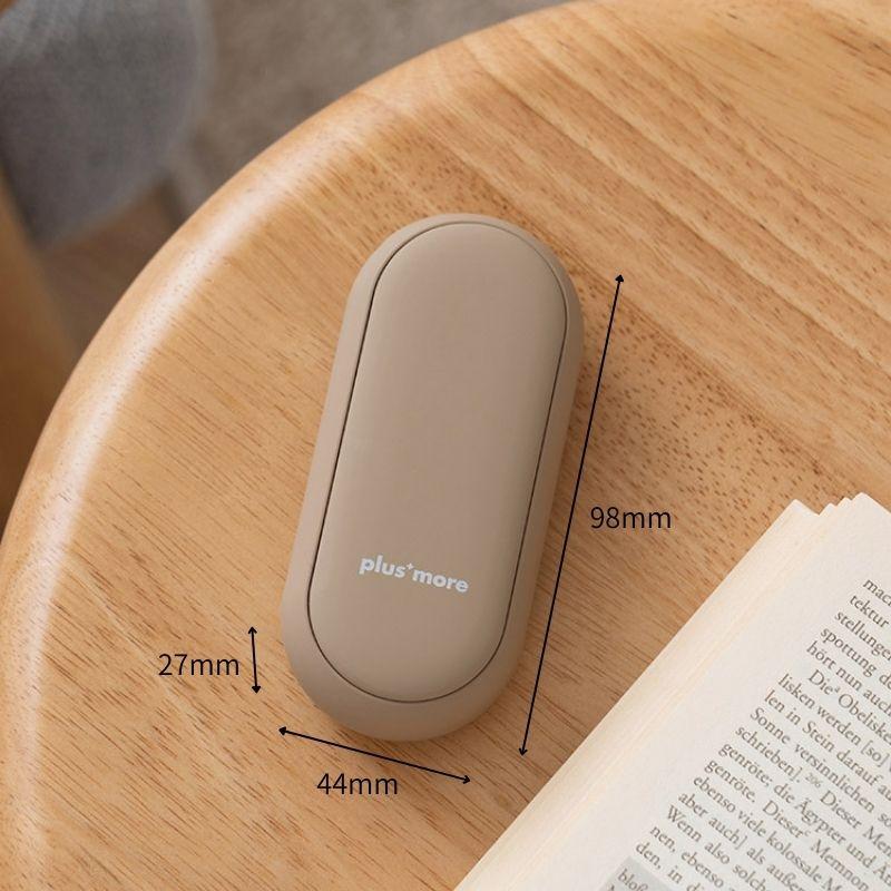 使い捨てないカイロ 充電式カイロ 充電カイロ 手が小さくても握りやすいサイズを追求したコンパクトボディ 冷えがちな指先を即ポカポカに 温度設定40/50℃ |  | 07