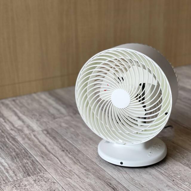 ±0サーキュレーターXQS-G311 プラスマイナスゼロ サーキュレーター ±0 リビングの空気循環にコンパクトでもパワフルなサーキュレーター | ±0 | 08