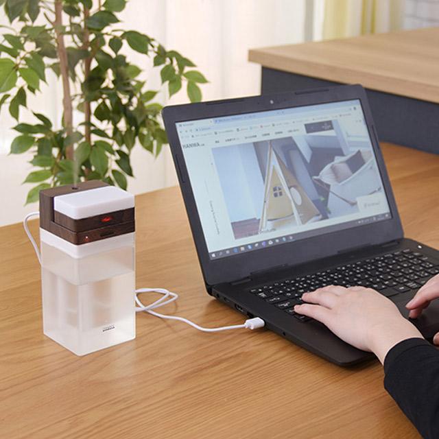 充電式コードレス加湿器 LEDライト付 コンパクト、軽量で持ち運びにも便利 モバイル加湿器 旅行や出張時の加湿器に便利 LEDライトは単独使用可能 卓上加湿器 |  | 09
