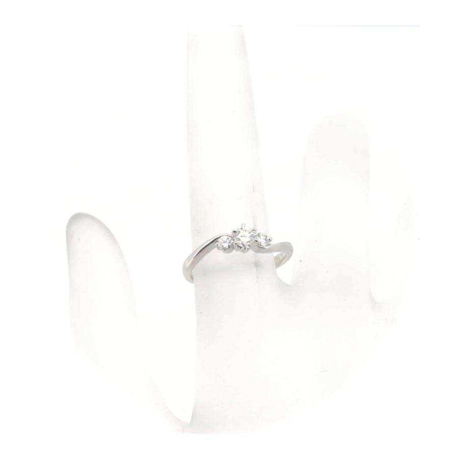 ロイヤルアッシャー ダイヤモンド リング 指輪 0.19CT(F.VS2) 0.10CT 9 