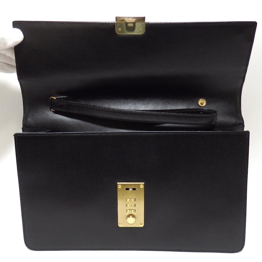 dunhill 【dunhill】ダンヒル セカンドバッグ 黒 レザー LD 9290 dunhill 【dunhill】ダンヒル セカンドバッグ 黒 レザー LD 9290