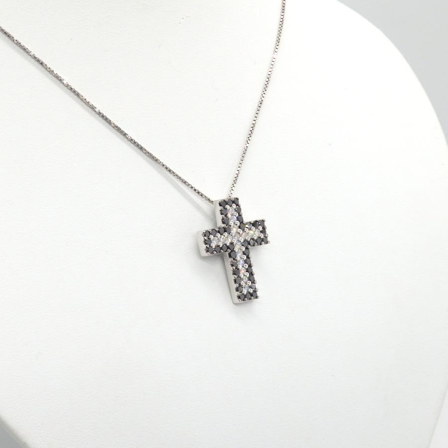 K18WG ホワイトゴールド　ブラックダイヤ 1.55ct　ダイヤモンド 0.60ct ペンダント　トップ クロス　ジュエリー　ダイヤ　中古　美品　質屋
