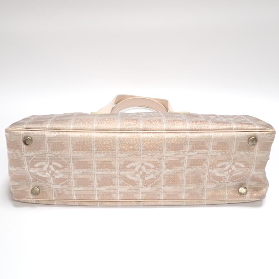 CHANEL 【CHANEL】シャネル ニュートラベルライン 横長 バッグ CHANEL 【CHANEL】シャネル ニュートラベルライン 横長 バッグ