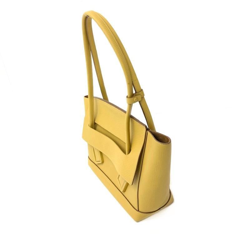 ny1223Bottega Veneta アルコ　トート　ラージ 新作【Bottega Veneta】ラージ アルコ トートバッグ、レザー