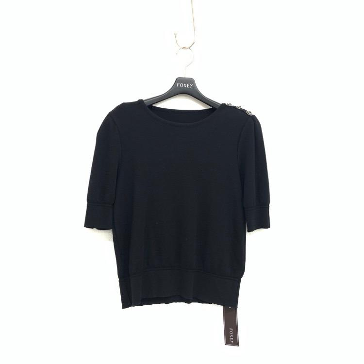 FOXEY フォクシー ニットトップ ディライト ジュエルボタン グレース 