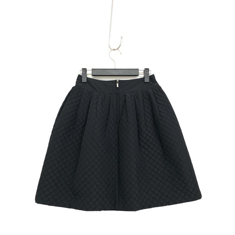 FOXEY カンパニュラ　キルティングスカート　BLACK 40 FOXEY カンパニュラキルティングスカートBLACK 40
