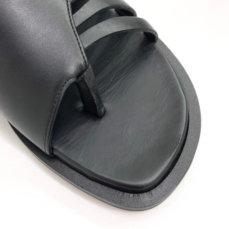 Mame Kurogouchi マメクロゴウチ Plait Detailed Leather Sandals  