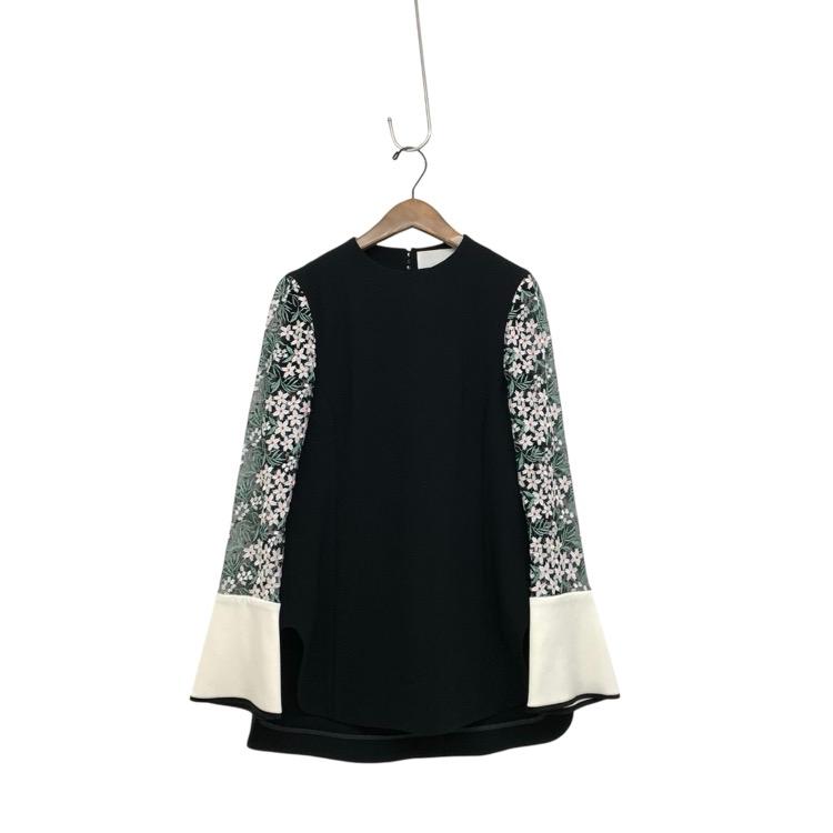 23SS Mame Kurogouchi マメクロゴウチ Floral Lace Sleeve Shirt 23SS Mame Kurogouchi マメクロゴウチ Floral Lace Sleeve Shirt