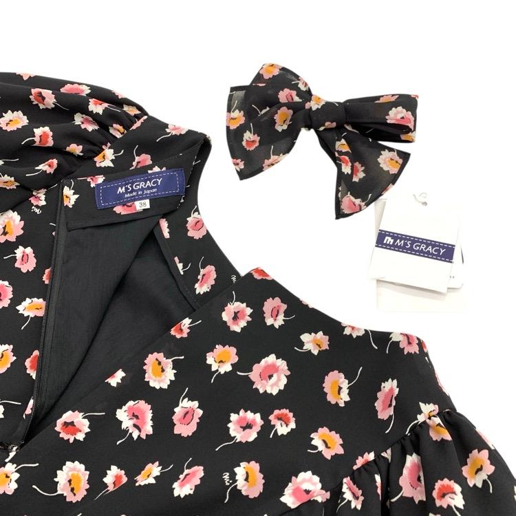 M`S GRACY　エムズグレイシー　パフスリーブ半袖ワンピース　サイズ３８ 未使用品 2025年 M'S GRACY エムズグレイシー パフスリーブ小花柄