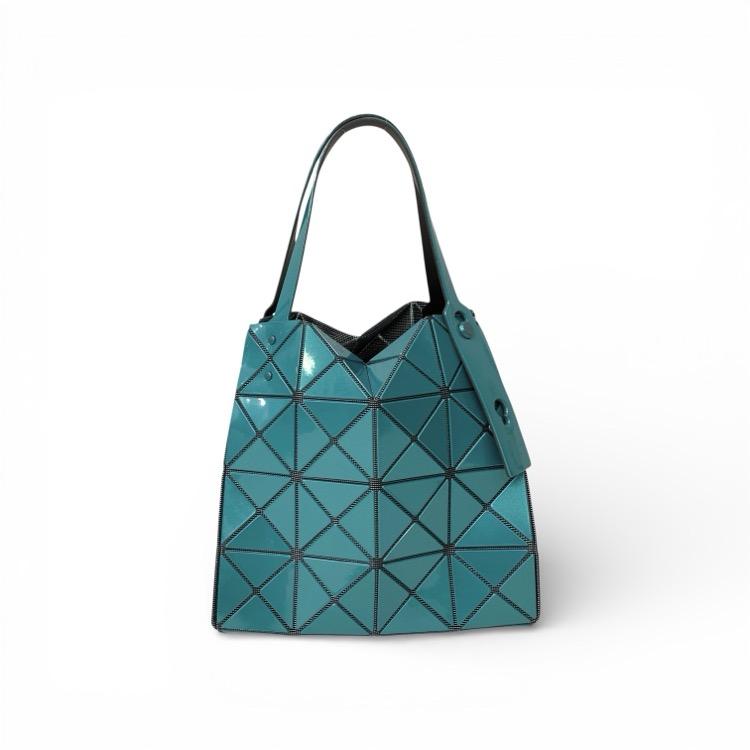BAOBAO issey miyake carat グリーン バッグ 2025AW BAOBAO ISSEY MIYAKE バオバオ CARAT カラット ハンドバッグ