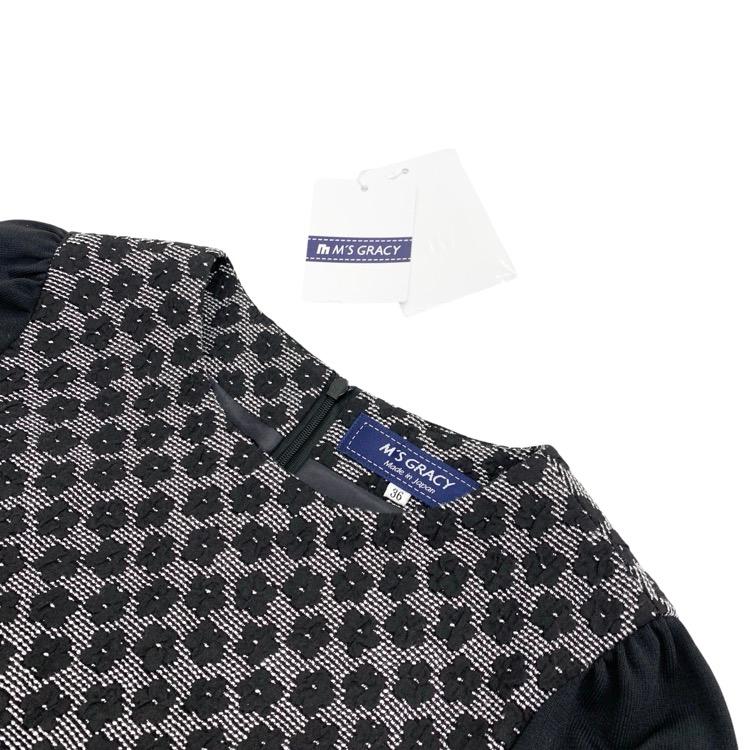 M'S GRACY エムズグレイシー ふくれ小花 袖ニットワンピース ブラック