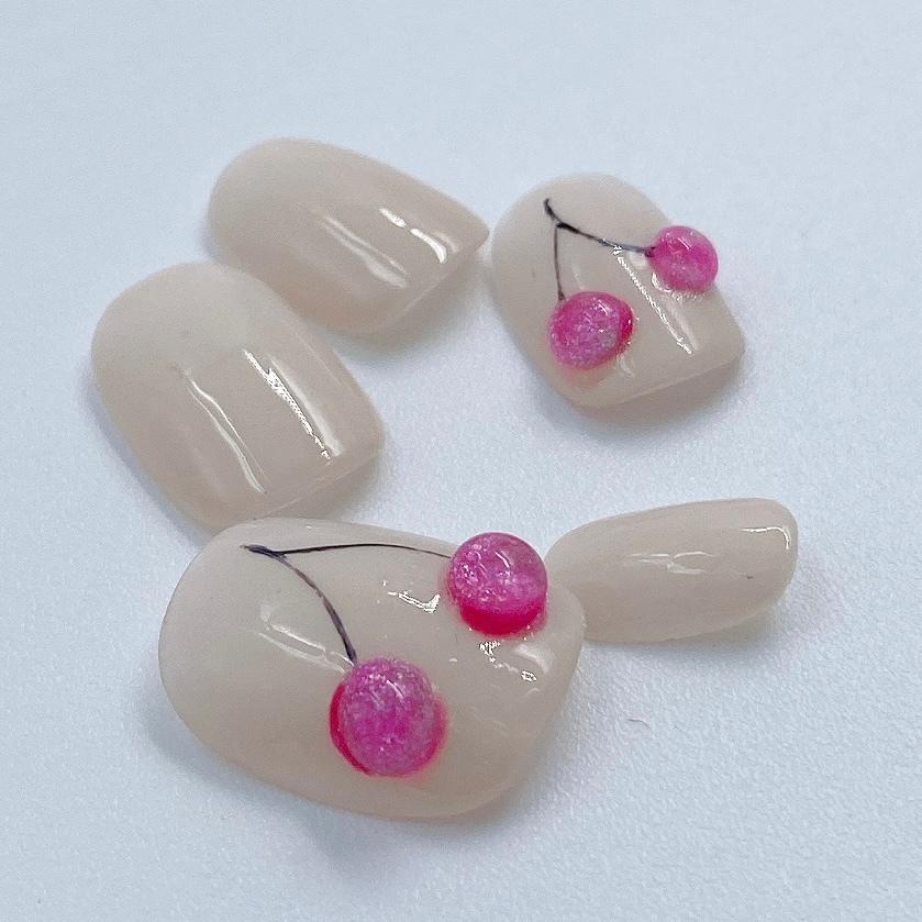 話題の2000年代ファッションと相性ピッタリ❤︎Y2Kネイル｜2022 ネイル