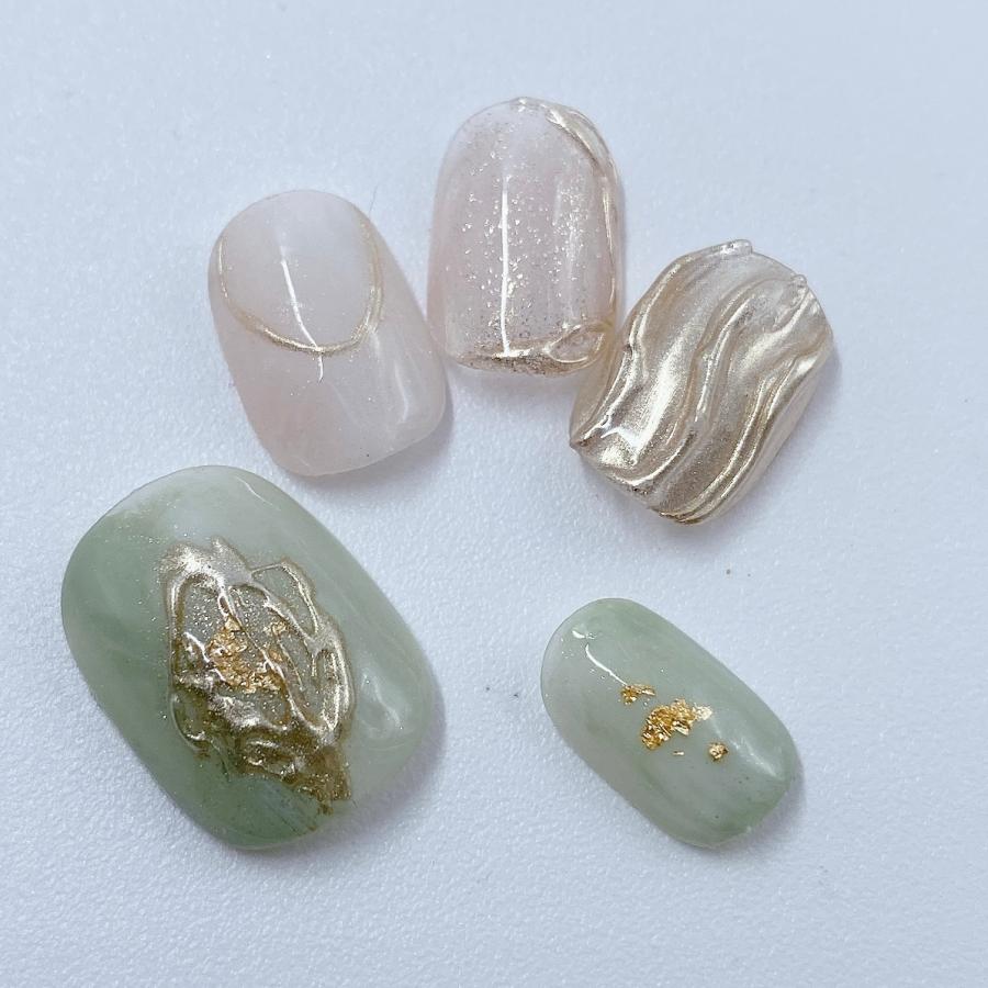 ニュアンスネイルチップ 日本製 ピスタチオグリーン うねうね 金色  