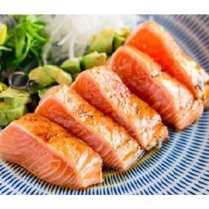 チリ産　養殖　あぶり銀鮭 4kg（Kg4,400円税別）×3BL　炙りサーモン　刺身用　冷凍　業務用　ヤヨイ |  | 01