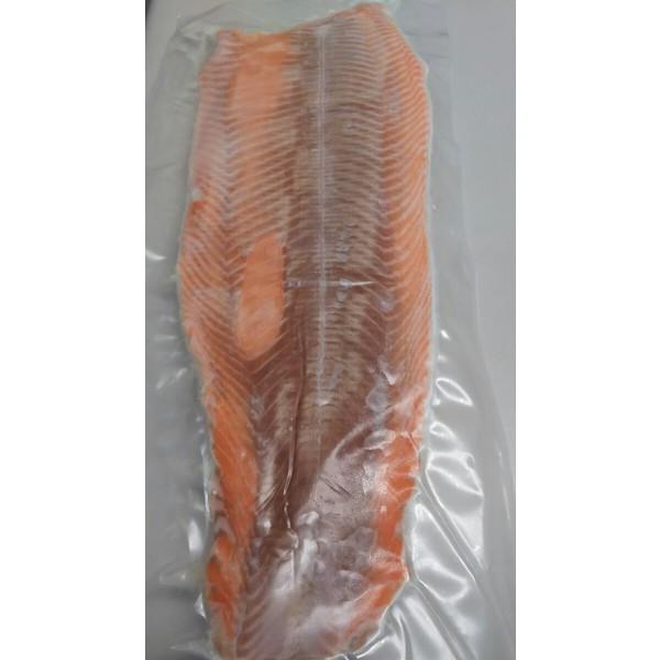 チリ産　アトラントリムＥ（皮なし）10kg　kg3,190円税別　鱒　限定　業務用　ヤヨイ |  | 01