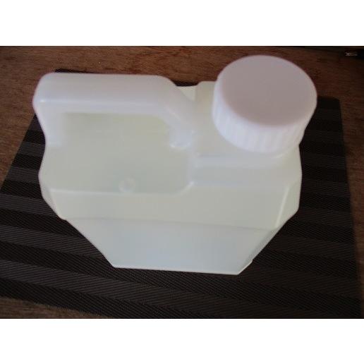 多目的洗剤　油かたぶら２Ｌ　業務用　2Ｌ×6ｐ（ｐ5,630円）業務用　ヤヨイ |  | 02