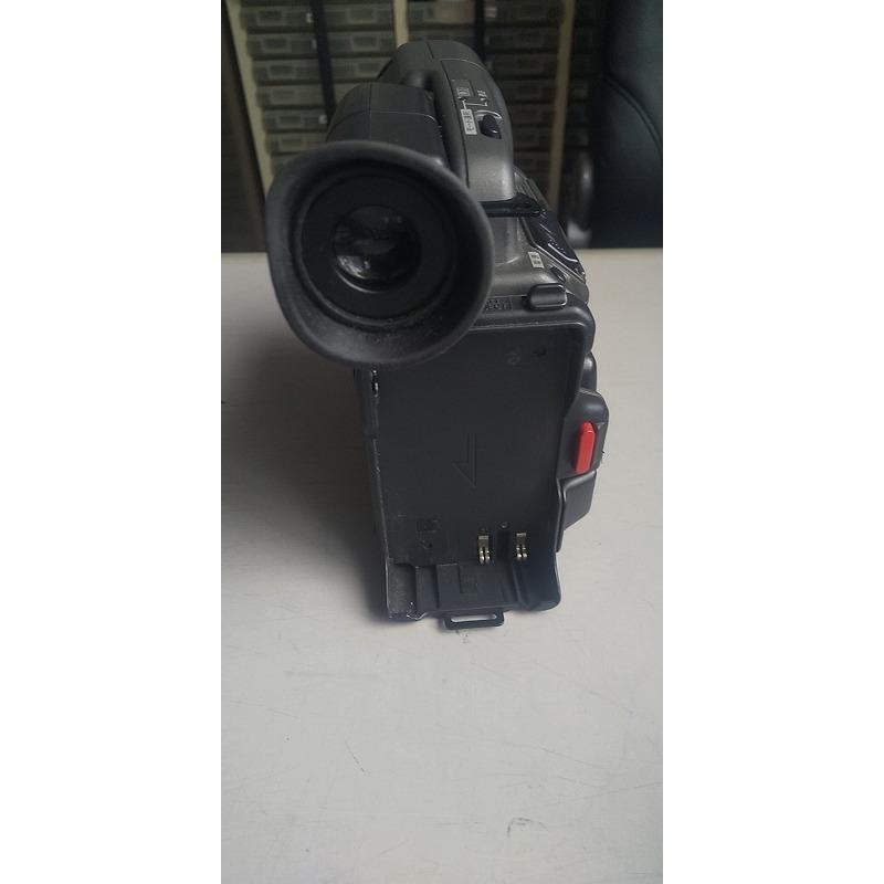 2021年ファッション福袋 2Aビデオカメラ キャノン UC10 充電器