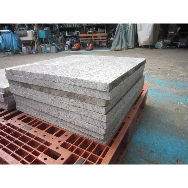 C2A【新長060913-2(1)】御影石 500×500×23mm厚 多少の欠け箇所あり