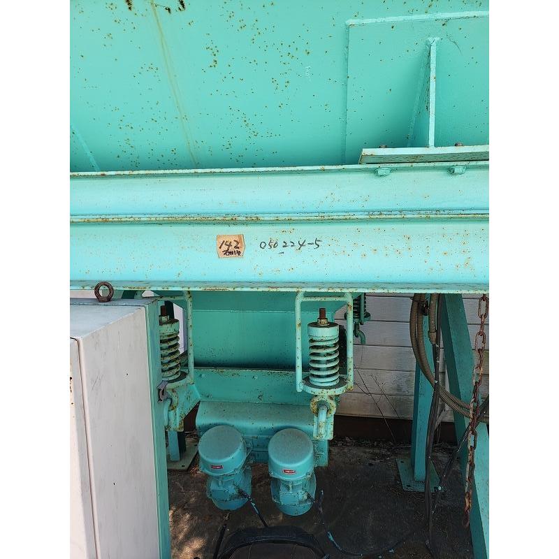 c3A【棚三重イ伊賀050224-5】振動フィーダー 2M型式 FDF-60-100LB |  | 03