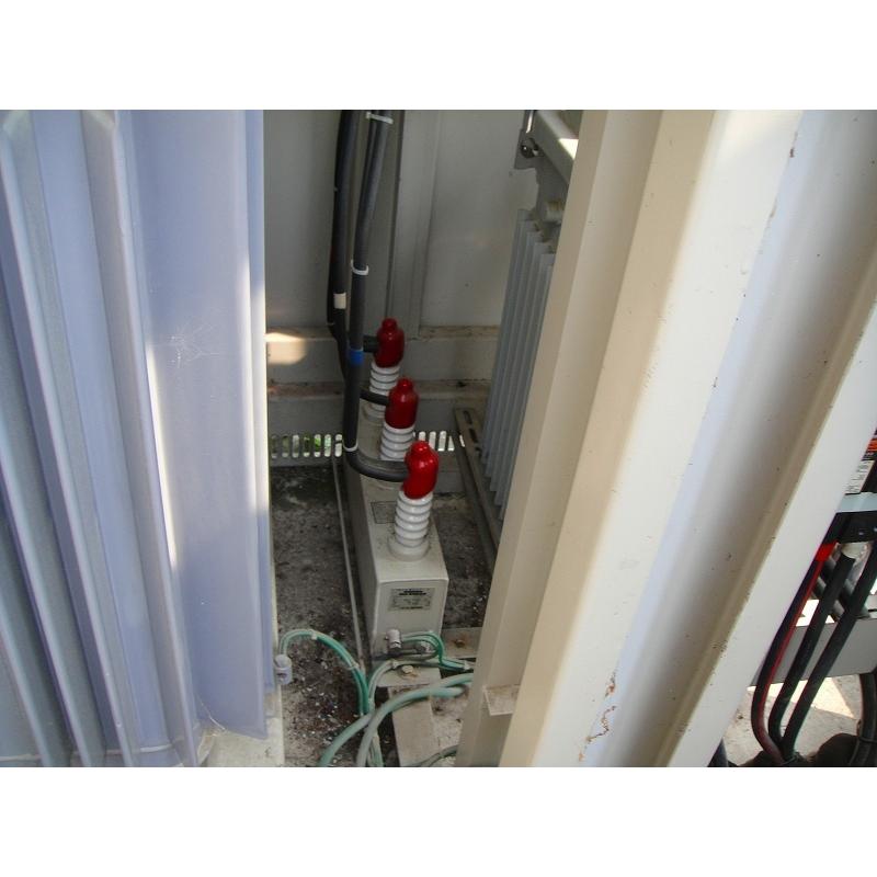 C3A【棚岐阜イ沢井010528-21】75KVA 210V 20KVA 210/105V キュービックル 60Hz 年式 1999年 |  | 03