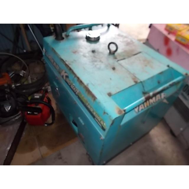 3A【石郡山イ高山011025-2】30アンペア 100V 発電機 ディーゼル 3A【石郡山イ高山011025-2】30アンペア 100V 発電機 ディーゼル