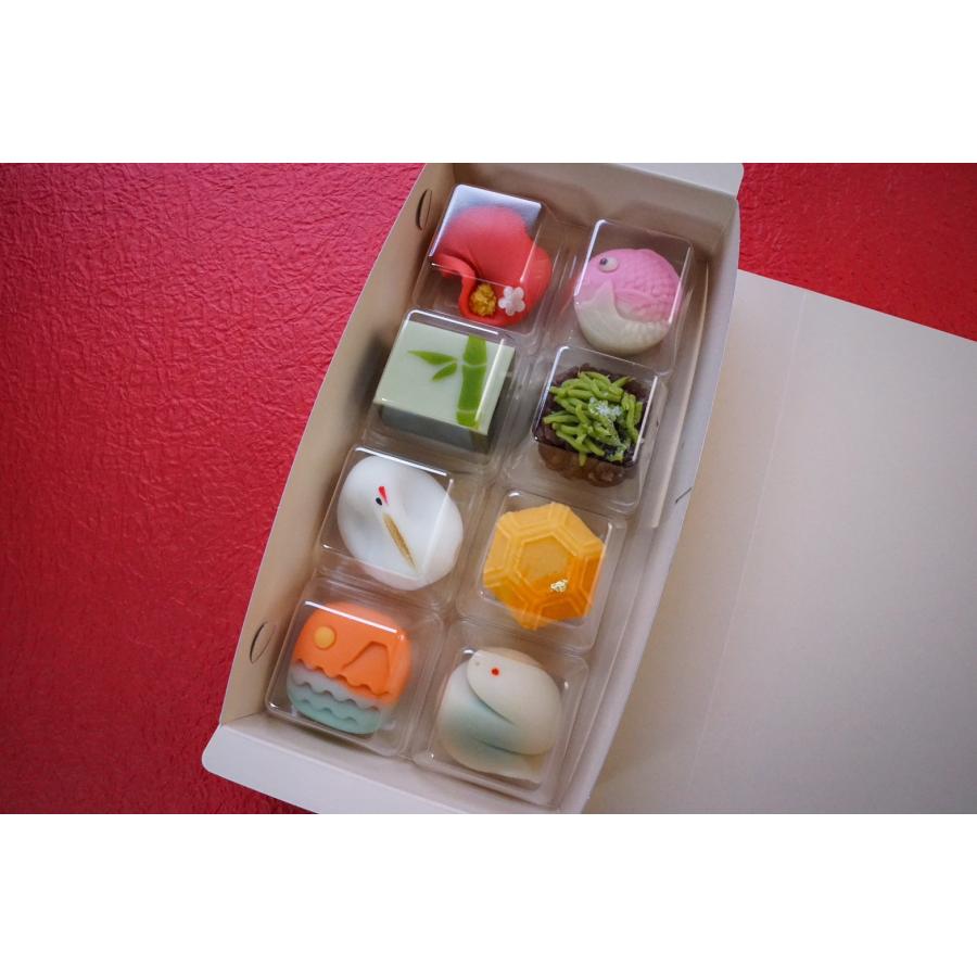 2025正月上生菓子8個入 送料無料 おせち 新春 お年賀 プレゼント 2025正月上生菓子8個入 送料無料 おせち 新春 お年賀 プレゼント