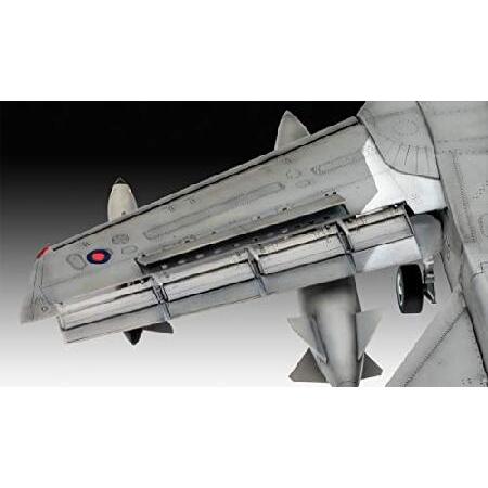 ドイツレベル 1/48 イギリス空軍 トーネード GR.4 フェアウェル プラモデル 03853 