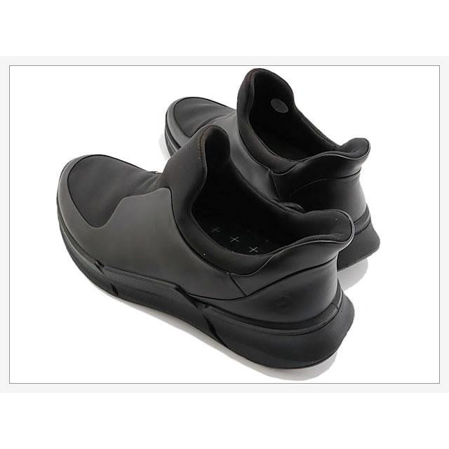 ecco（エコー） BIOM 2.2 MEN'S TRAVEL SLIP-ON バイオム 2.2 メンズ