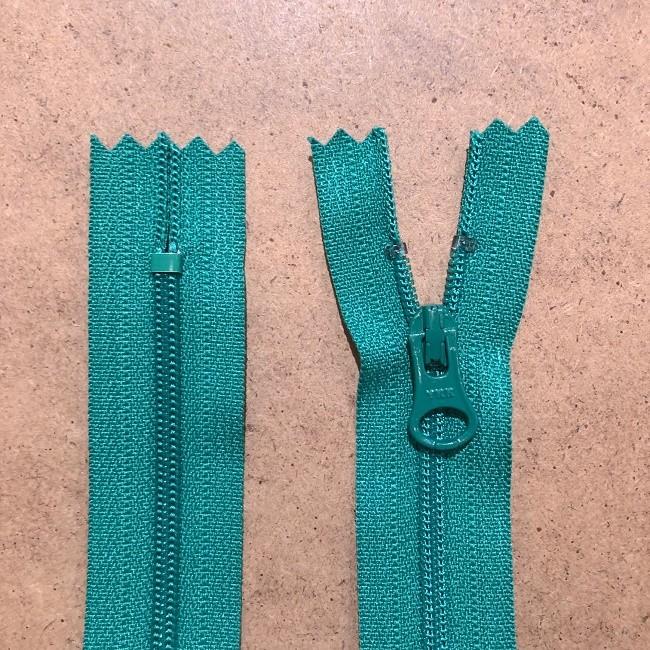 Ykk コイルファスナー 止め 3号 61 80cm 3cf C Dalh5 E P Top 3cf C Dalh5 E Ptop ボタンとファスナーの服飾店999 通販 Yahoo ショッピング