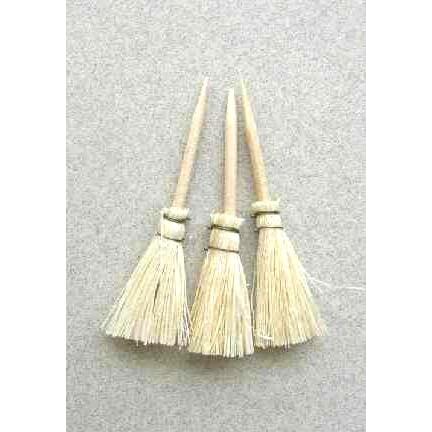 マヤのホウキ |  | 01