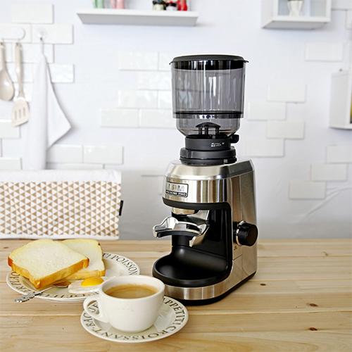 WPM ダブリューピーエム コーヒーグラインダー ZD-17Nの画像