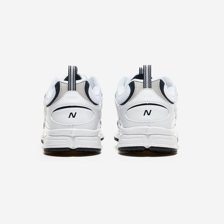 New Balance ニューバランス スニーカー ML408A WHITE SILVER New Balance ニューバランス スニーカー ML408A WHITE SILVER