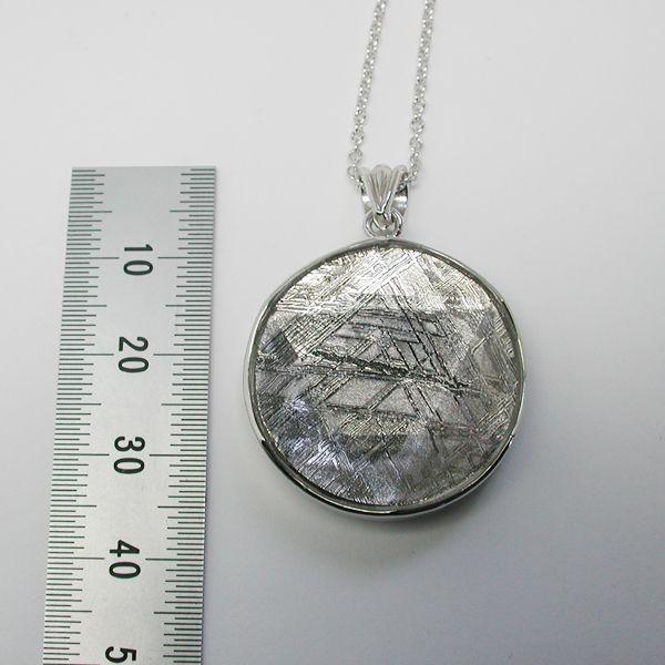 ギベオン隕石（メテオライト）ペンダント